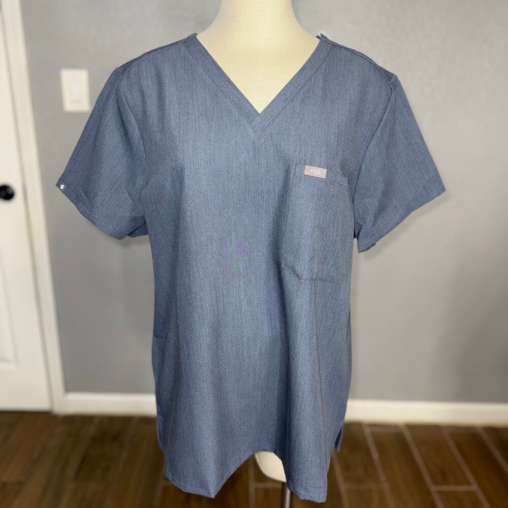 FIGS NWT Women's Catarina One-Pocket Scrub Top Heather Denim Blue Size 2XL